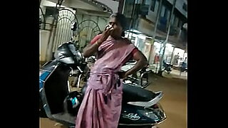 sex aunty in saree