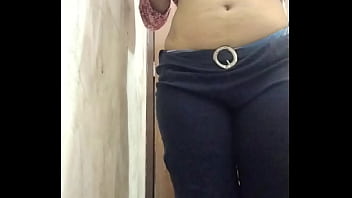 sister shows her panty nd bra to bro