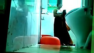 tamil aunty and boobs touch videos in tamilnadu public bus
