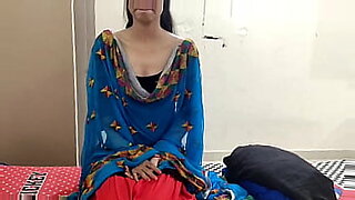 indian beautiful girl ki first chudai video jabardasti