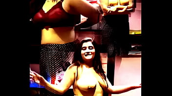 sunny leone in sexy dance party