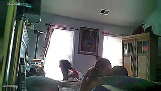 fuck my neighbor while she talk with husband on phone