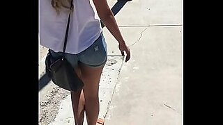 blonde teen in short shorts gets fucked