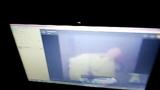 19 year old girl plays on msn webcam