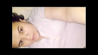 chubby girl pissig solo pussy