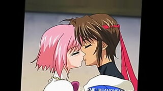 japanese lesbian tongue kiss