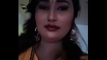 marathi actress amruta khanvilkar indian