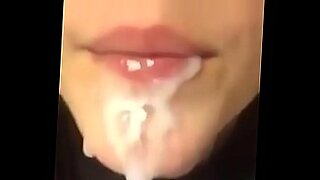 cum in mommys mouth son