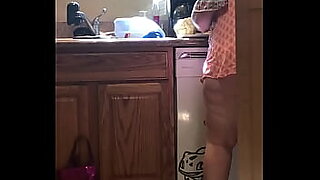 lucky stud fucks a gorgeous babe in the kitchen
