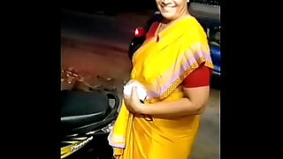 tamil saree remove