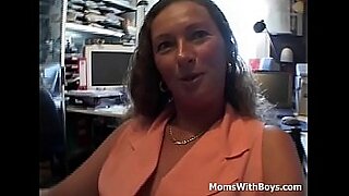 kitchen mom sex with her son