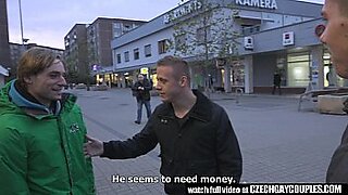 babe could not resist men sex offer for money