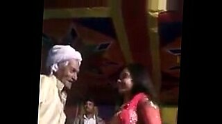 30 years old indian saree wali bhabhi ki chudai