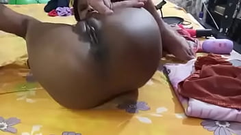 let me watch your cock get big while i shave my pussy