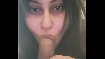 see my gf give me outdoor blowjob