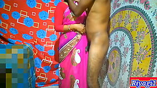 tamil saree remove