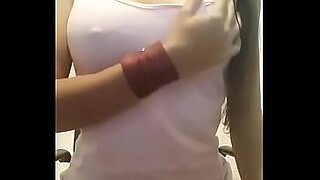 hot indian college girls dancing boobs show